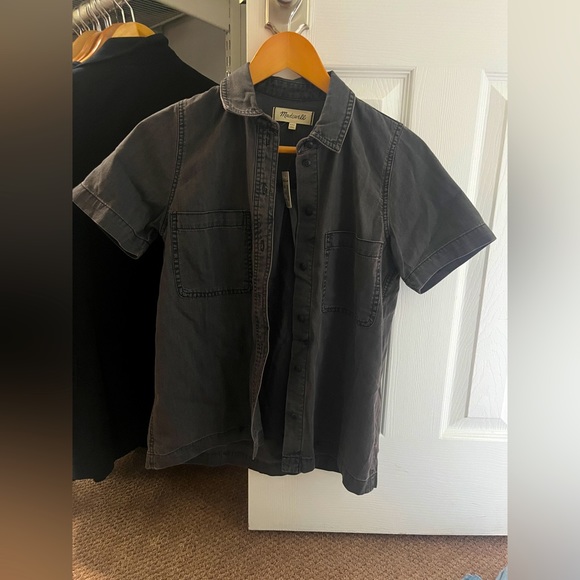 NWT black chambray button down shirt - Picture 2 of 4